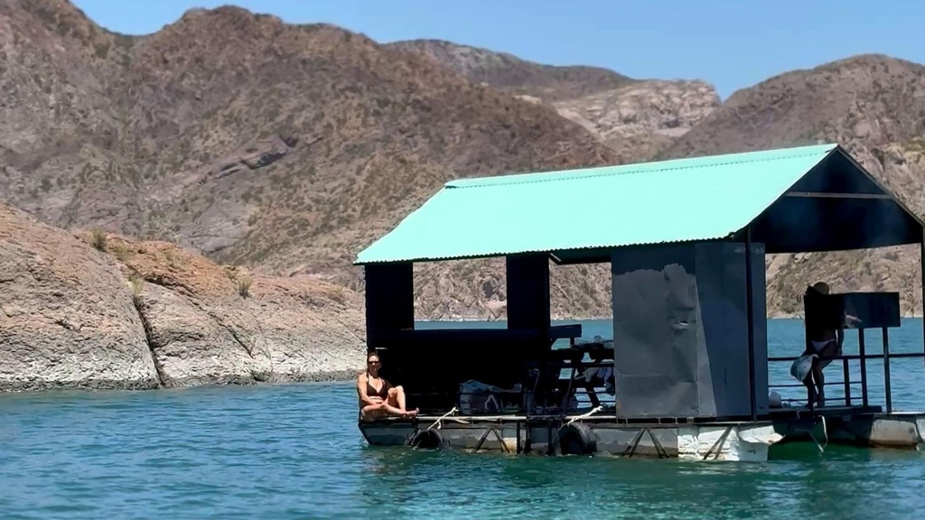Parribalsa en el lago